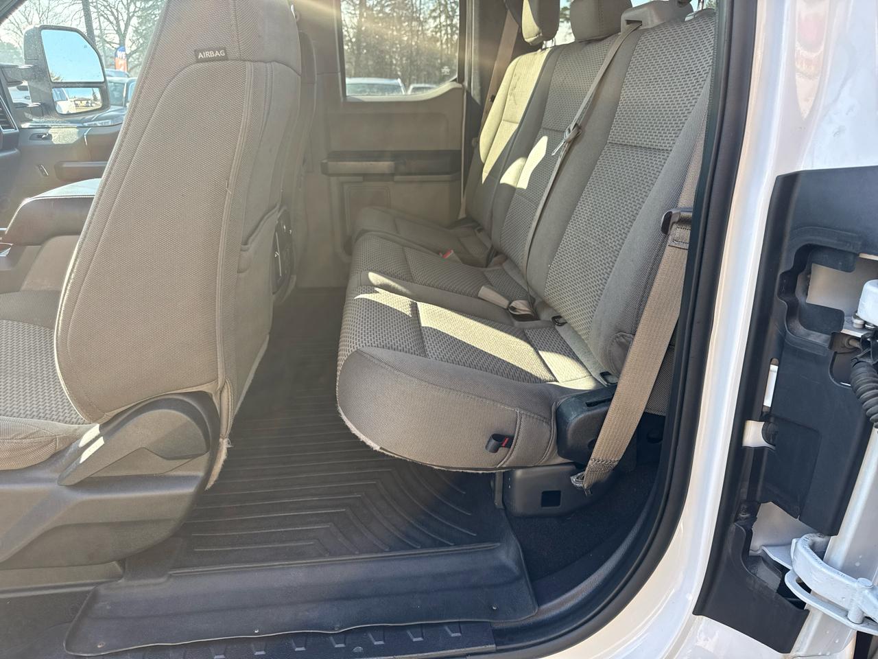 Ford Super Duty F-250 SRW Lariat 4WD SuperCab 8' Box 2019