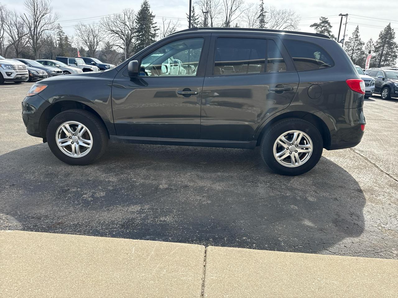 Hyundai Santa Fe FWD 4dr I4 Auto GLS 2011