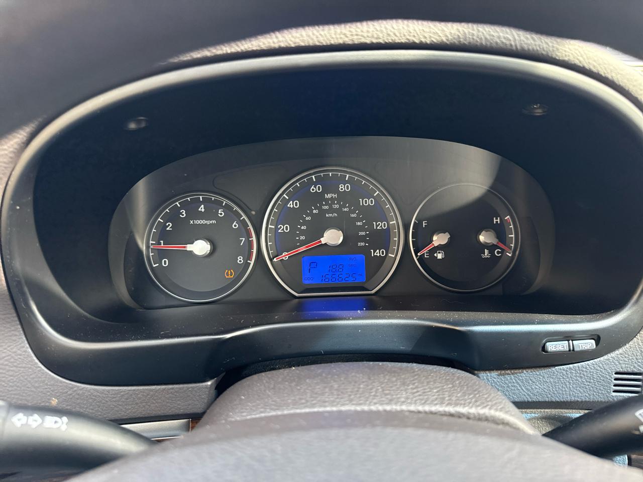 Hyundai Santa Fe FWD 4dr I4 Auto GLS 2011