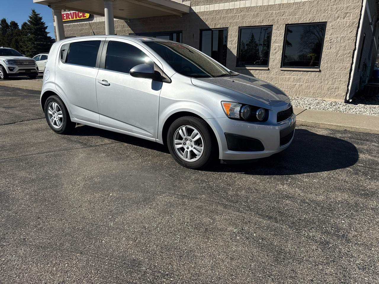 Chevrolet Sonic 5dr HB LT 2LT 2012