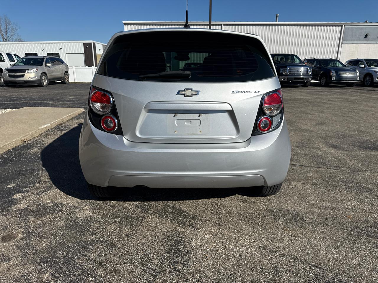 Chevrolet Sonic 5dr HB LT 2LT 2012