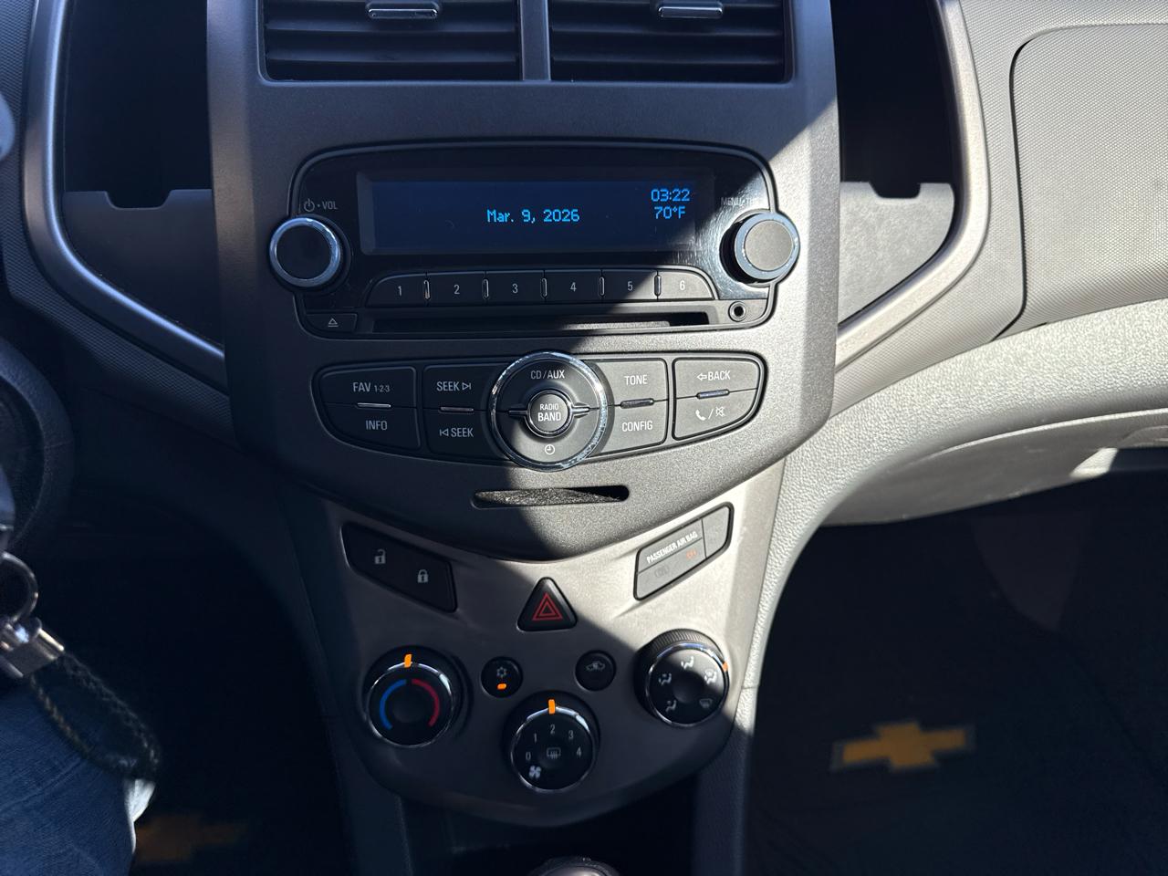 Chevrolet Sonic 5dr HB LT 2LT 2012