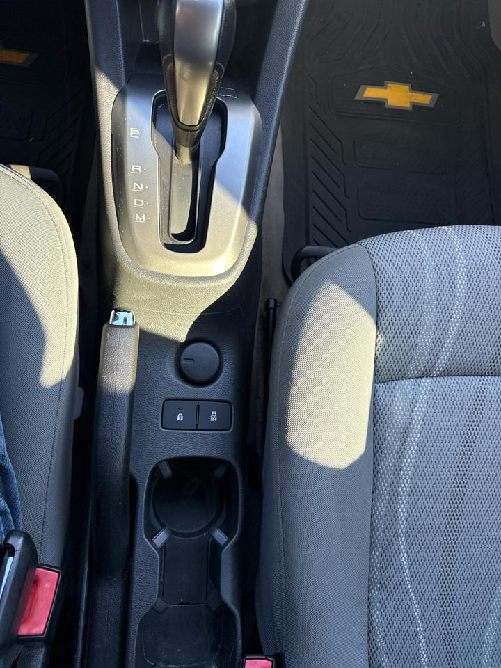 Chevrolet Sonic 5dr HB LT 2LT 2012