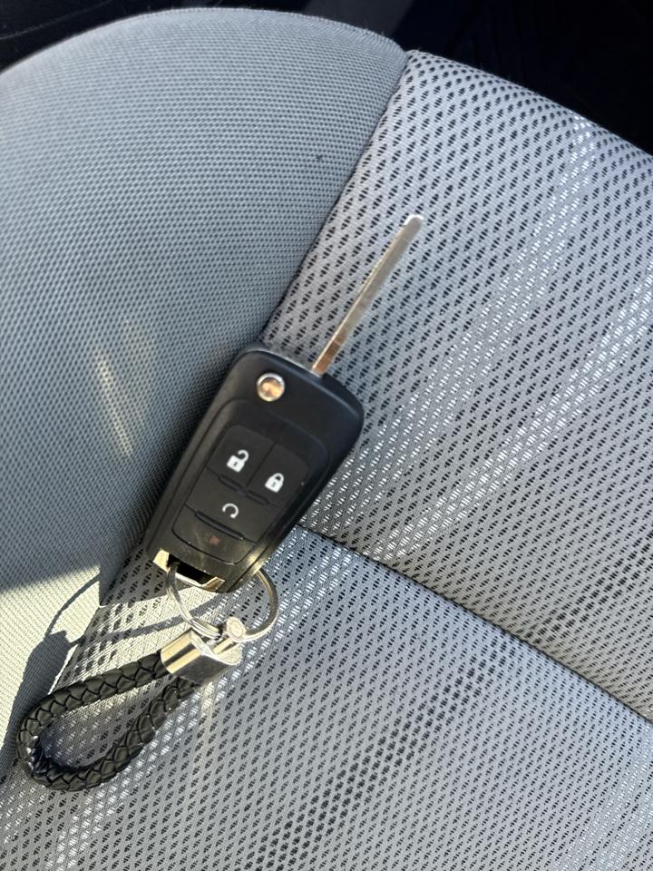 Chevrolet Sonic 5dr HB LT 2LT 2012