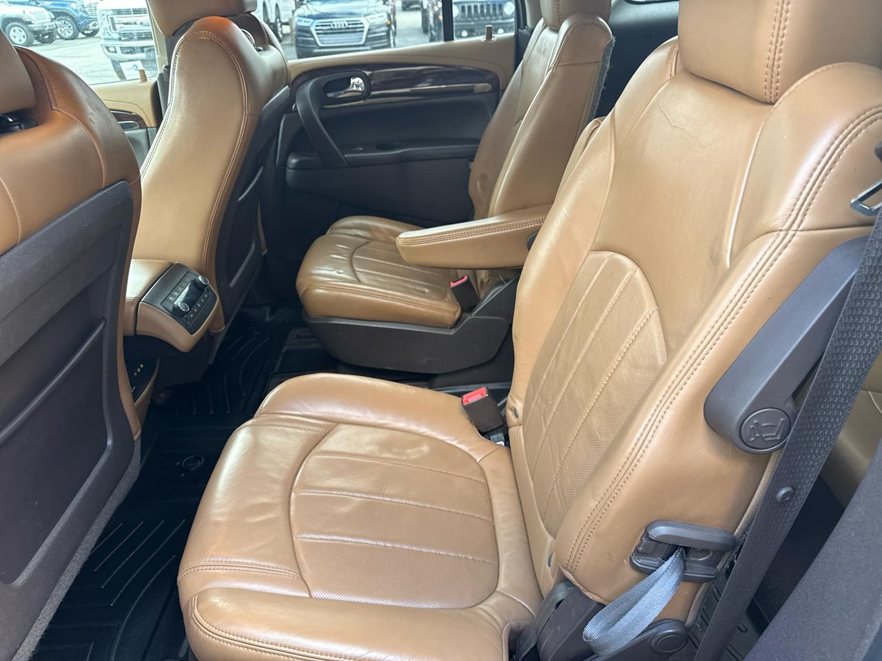 Buick Enclave AWD 4dr Premium 2013