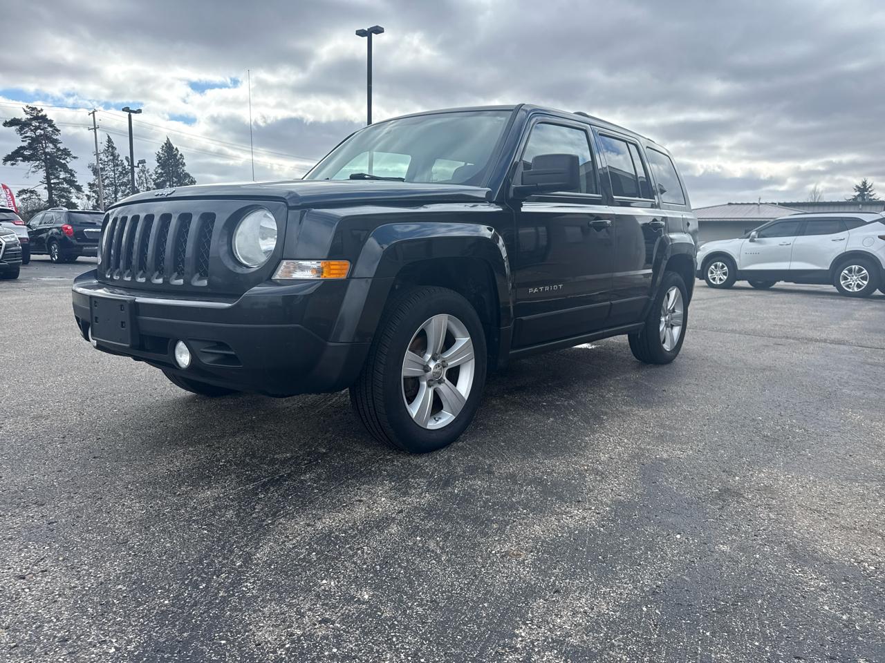 Jeep Patriot FWD 4dr Latitude 2011