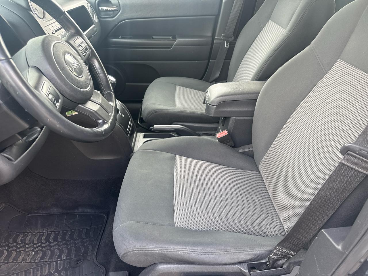 Jeep Patriot FWD 4dr Latitude 2011