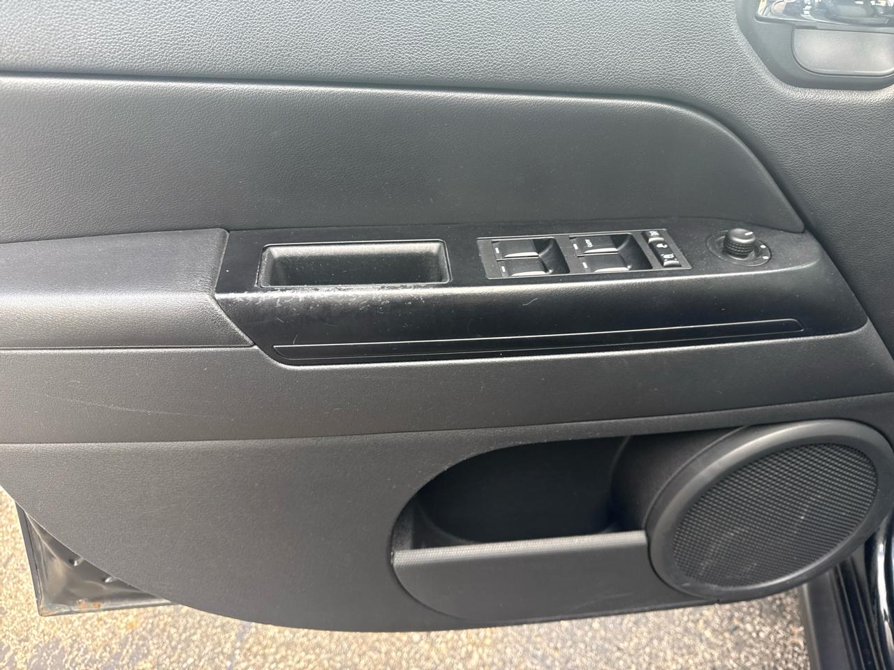 Jeep Patriot FWD 4dr Latitude 2011