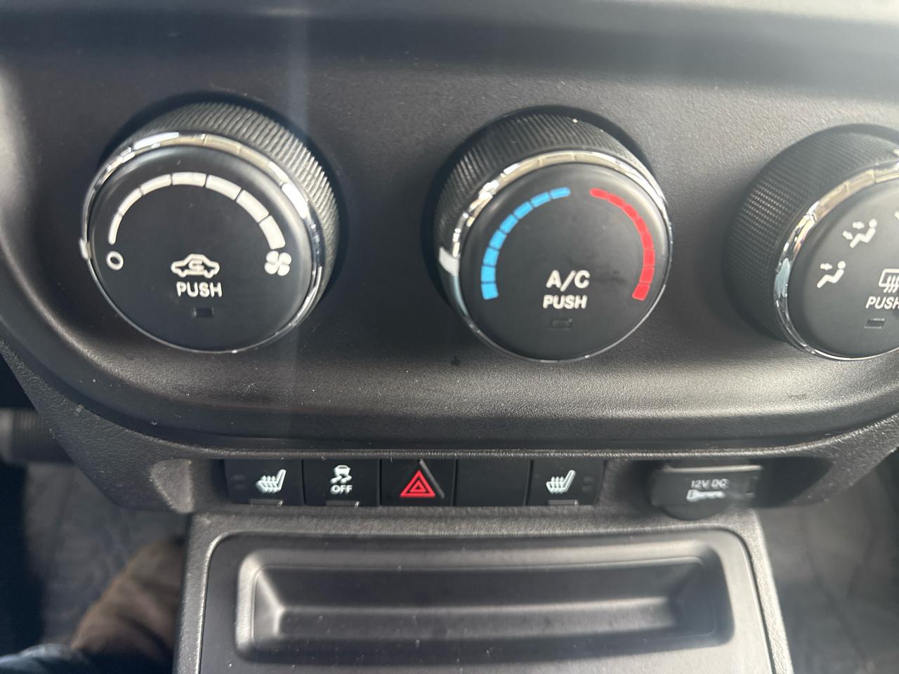 Jeep Patriot FWD 4dr Latitude 2011