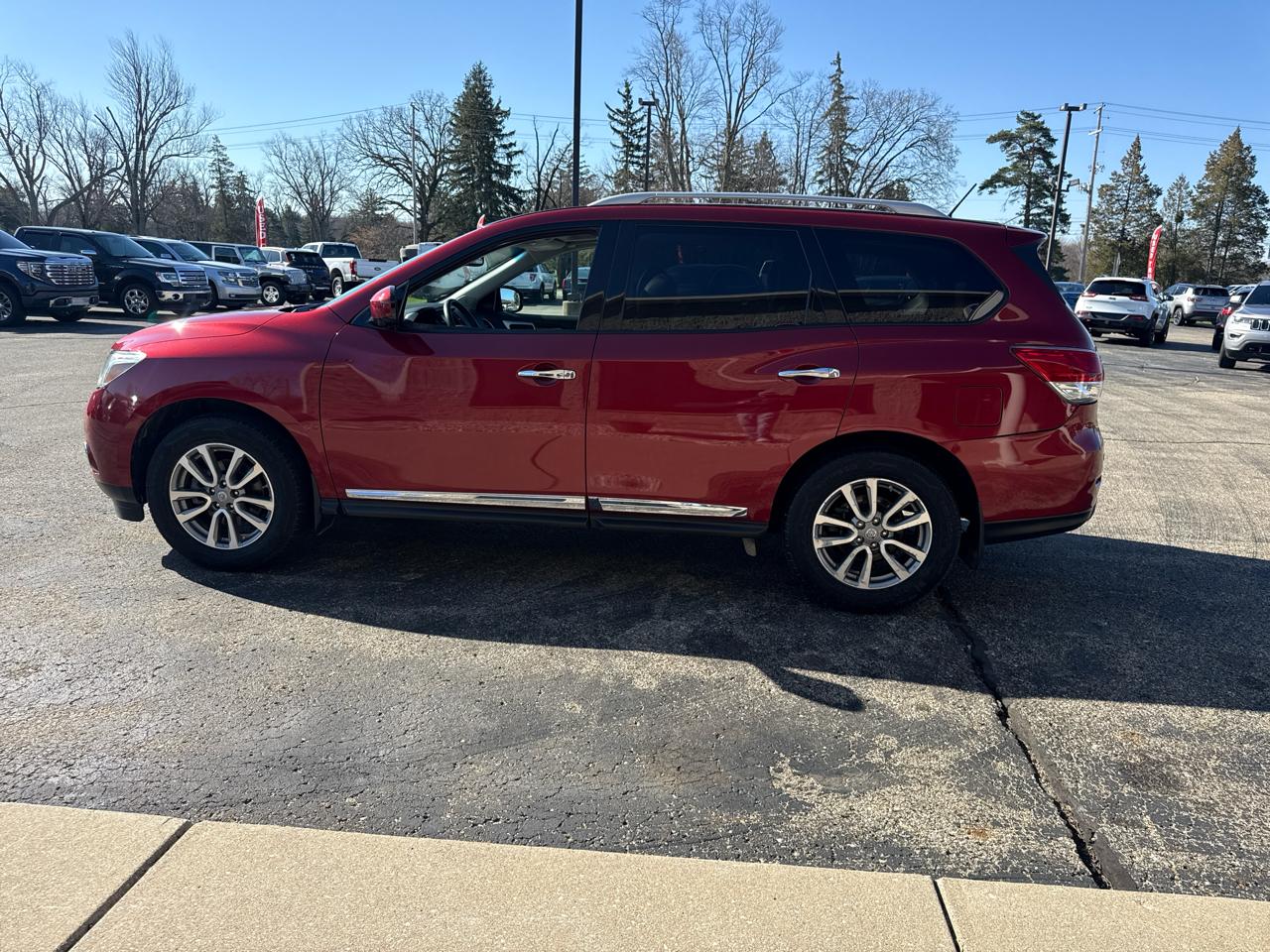 Nissan Pathfinder 4WD 4dr SL 2016