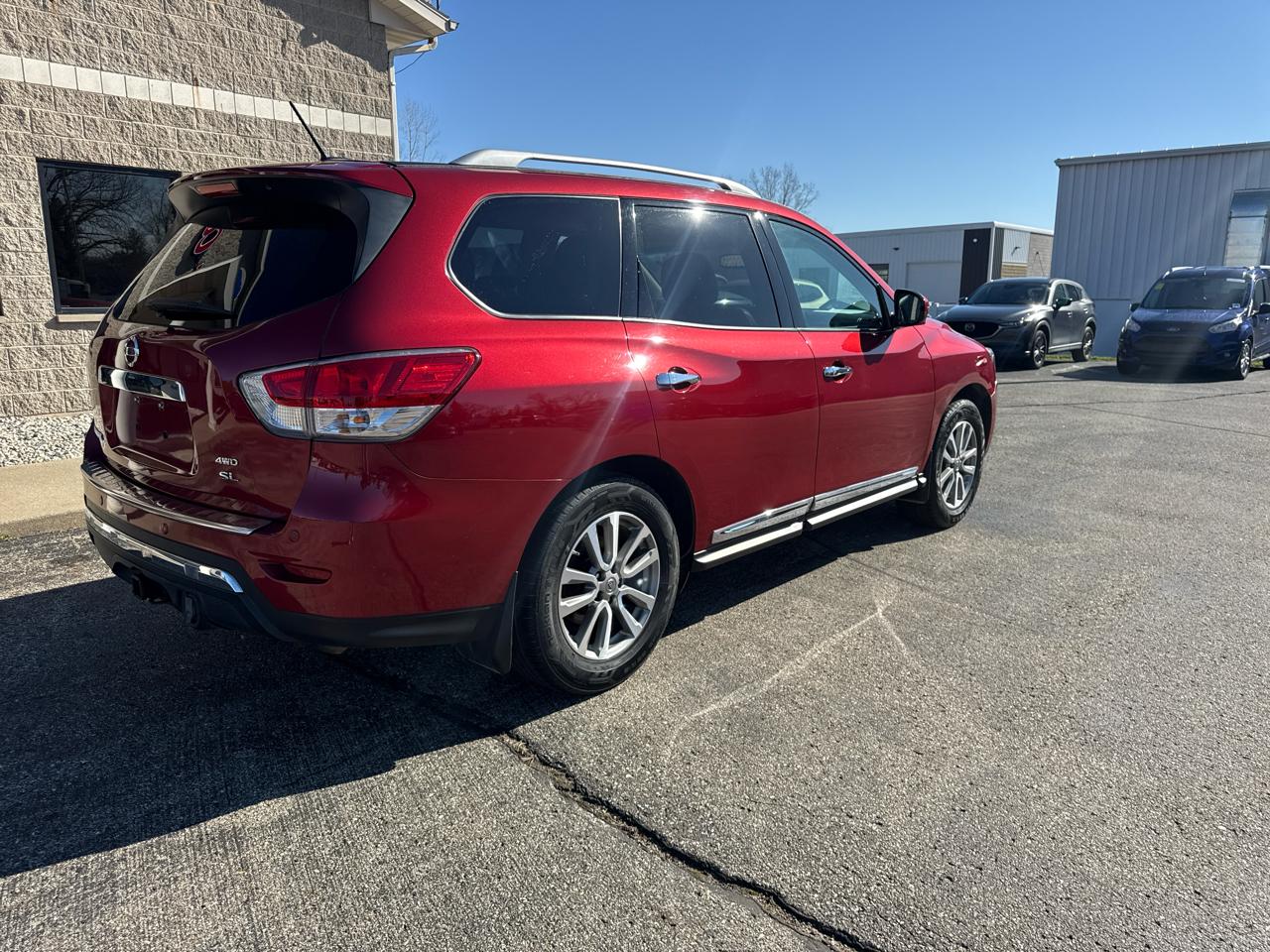 Nissan Pathfinder 4WD 4dr SL 2016