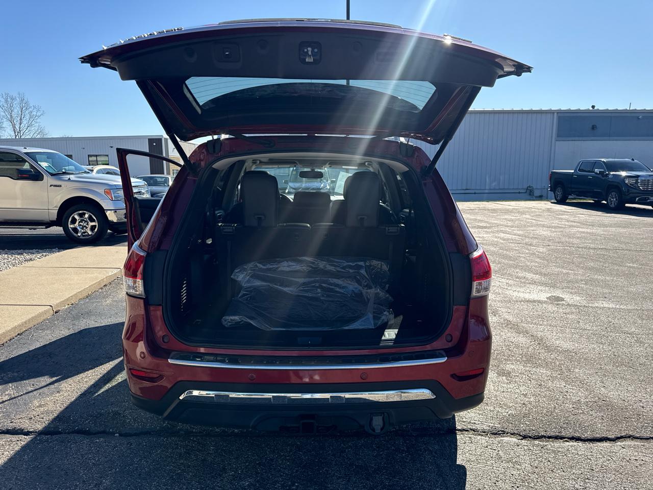 Nissan Pathfinder 4WD 4dr SL 2016