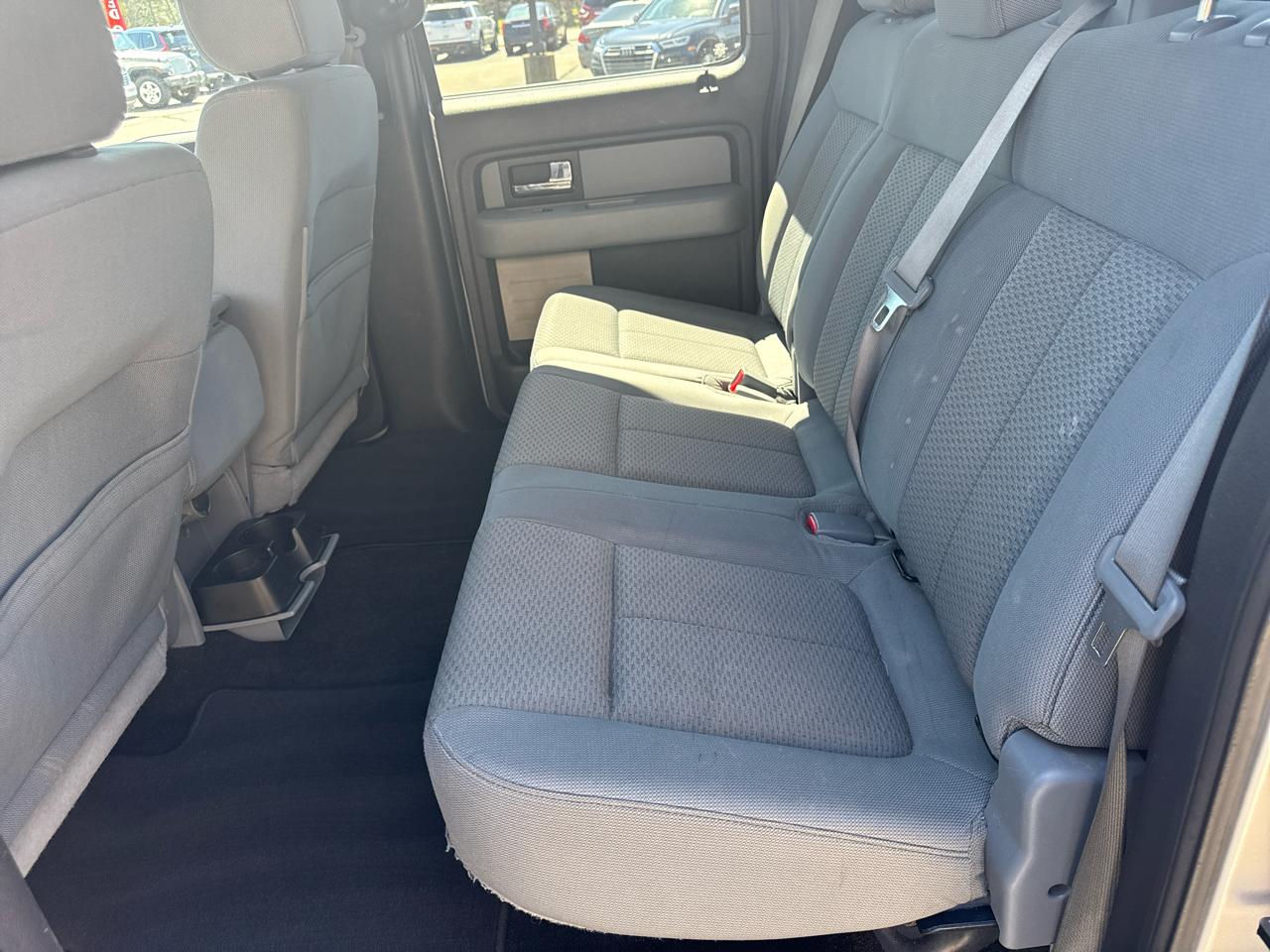 Ford F-150 4WD SuperCrew 145" Platinum 2014