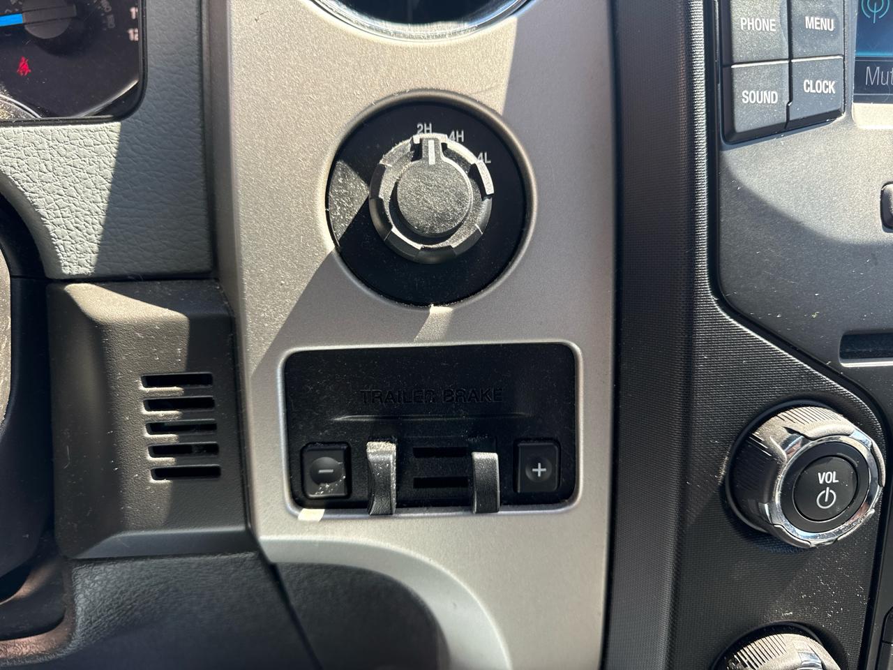 Ford F-150 4WD SuperCrew 145" Platinum 2014