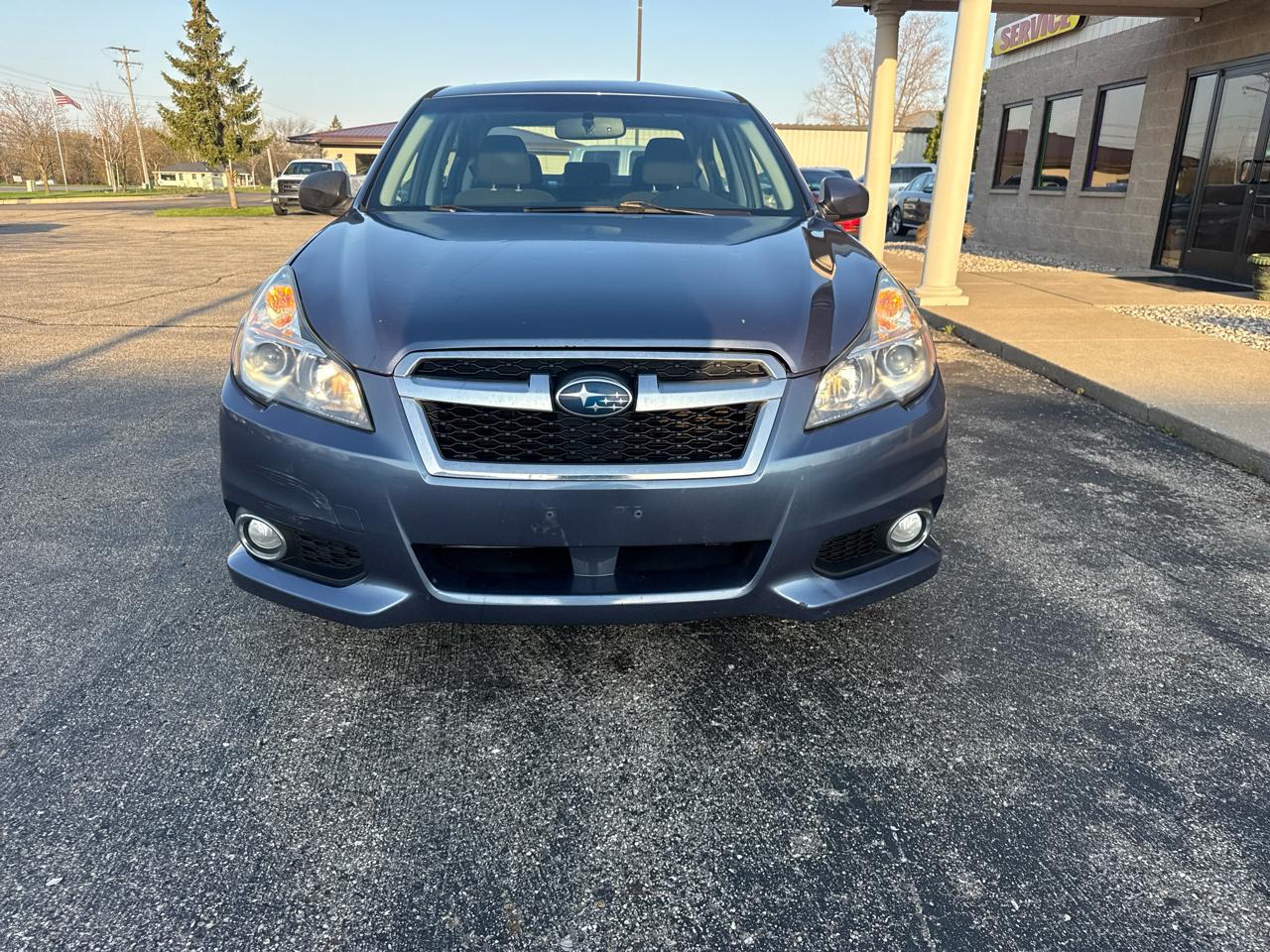 Subaru Legacy 4dr Sdn H4 Auto 2.5i Sport 2014