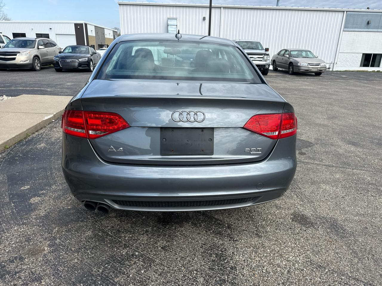 Audi A4 4dr Sdn Auto quattro 2.0T Premium Plus 2012