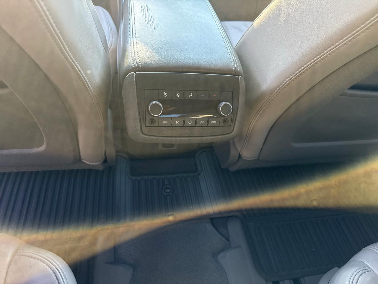 Buick Enclave AWD 4dr Leather 2014