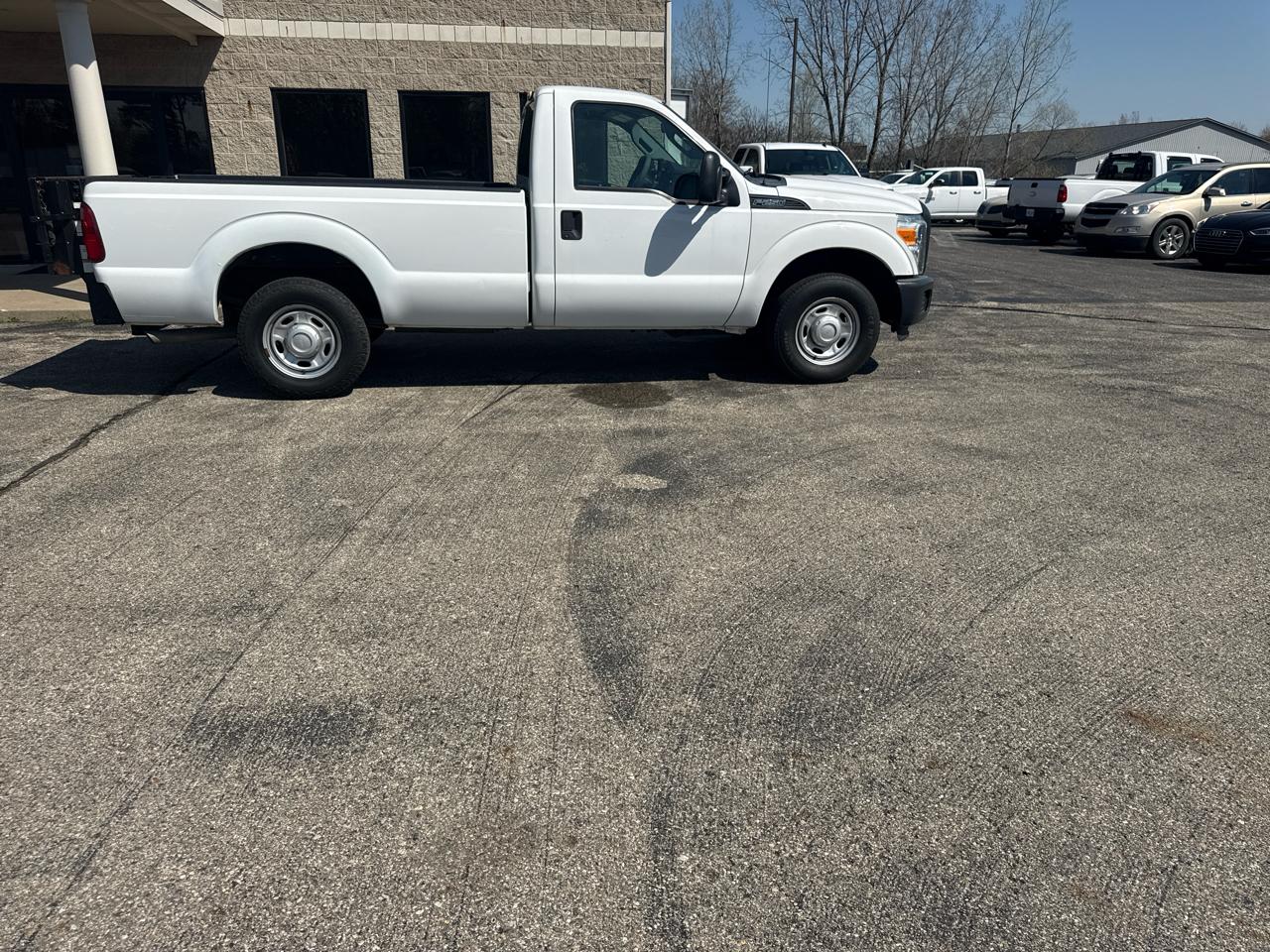 2013 Ford Super Duty F-250 SRW 2WD Reg Cab 137" XLT