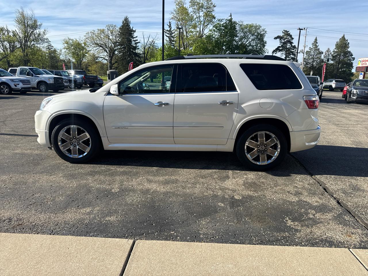 GMC Acadia AWD 4dr Denali 2012