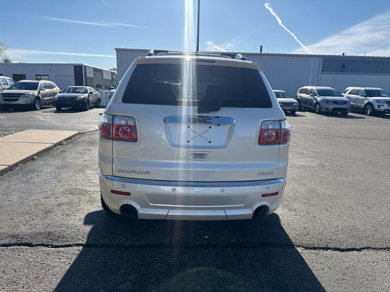 GMC Acadia AWD 4dr Denali 2012