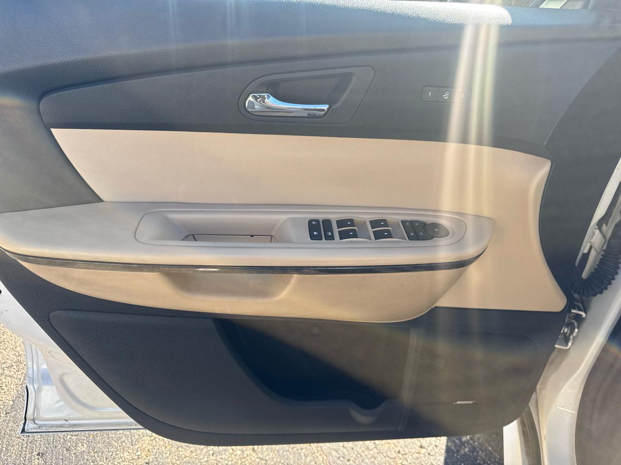 GMC Acadia AWD 4dr Denali 2012