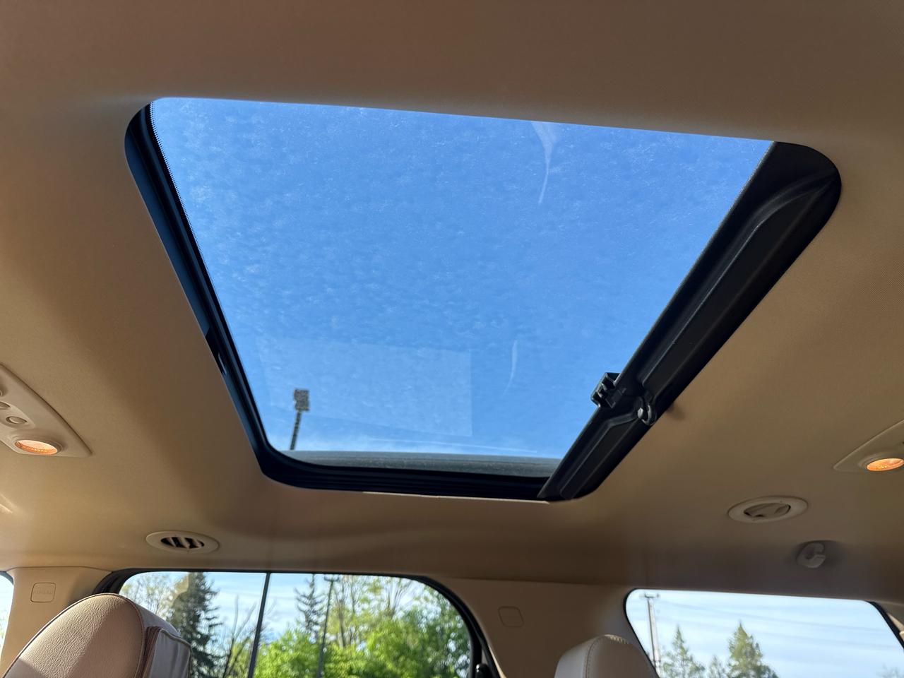 GMC Acadia AWD 4dr Denali 2012