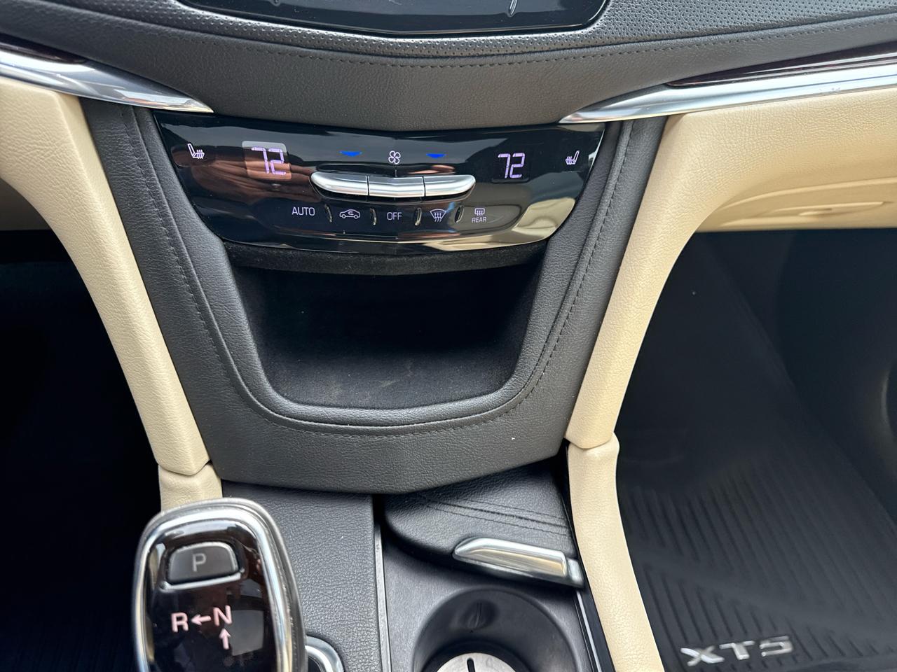 Cadillac XT5 AWD 4dr Luxury 2017