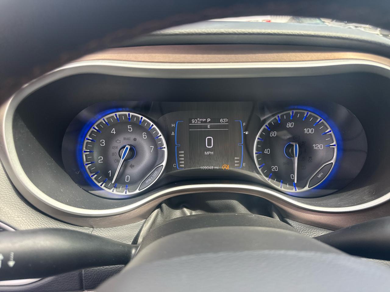 Chrysler Pacifica Touring-L FWD 2017