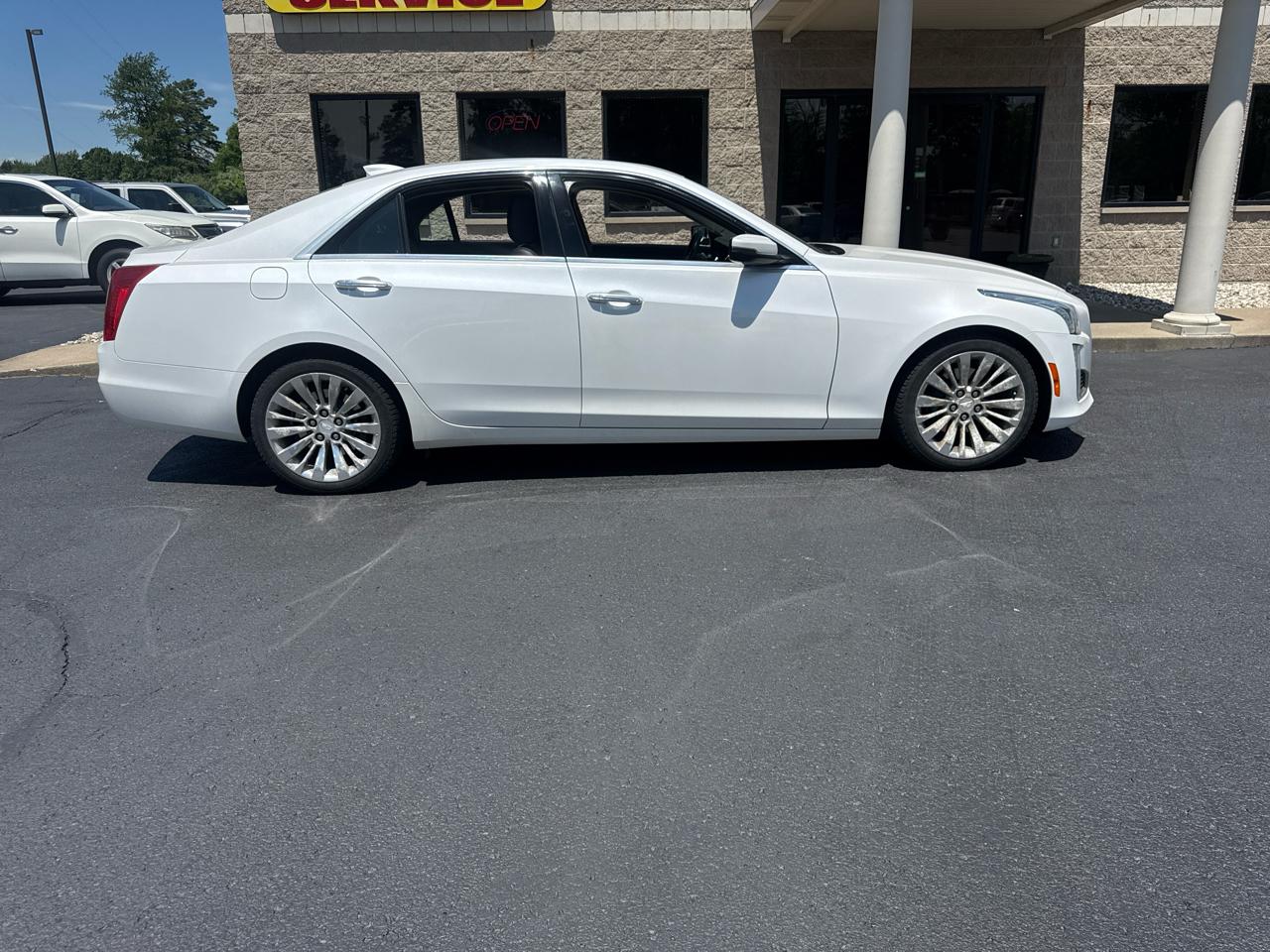 Cadillac CTS Sedan 4dr Sdn 3.6L Luxury Collection AWD 2016