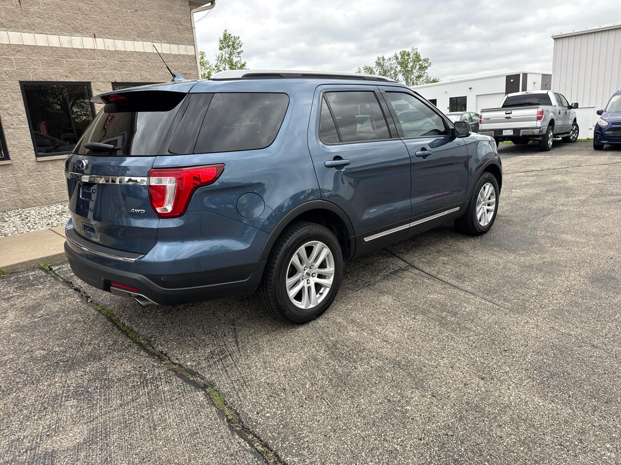 Ford Explorer 4dr 112" WB XLT AWD 2018