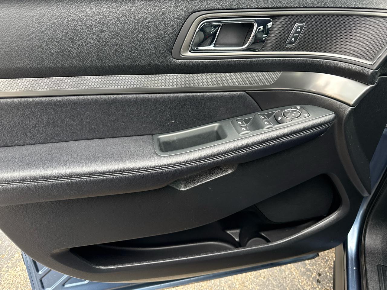 Ford Explorer 4dr 112" WB XLT AWD 2018