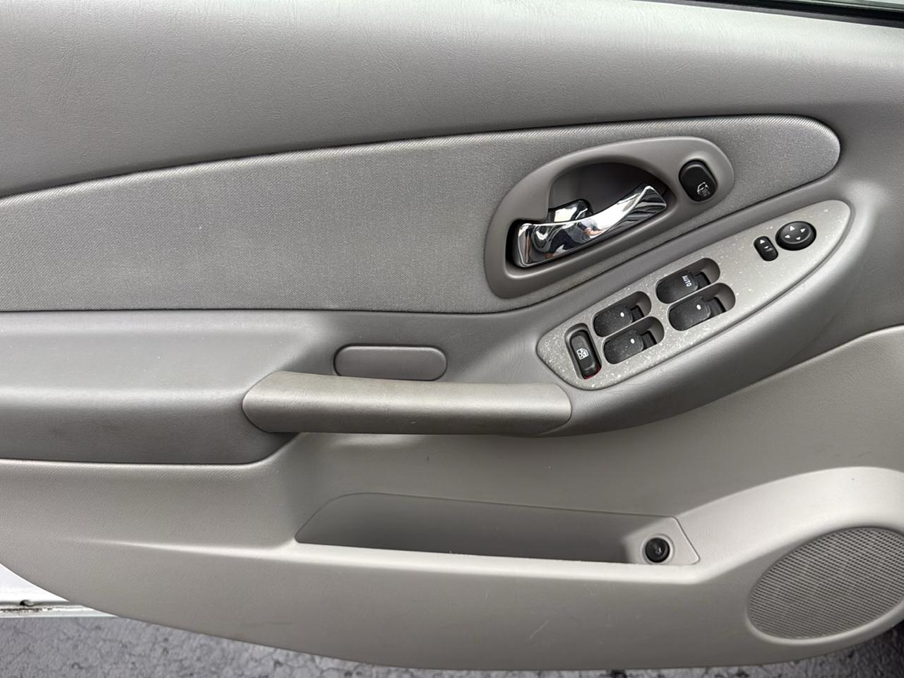 Chevrolet Malibu 4dr Sdn 2004