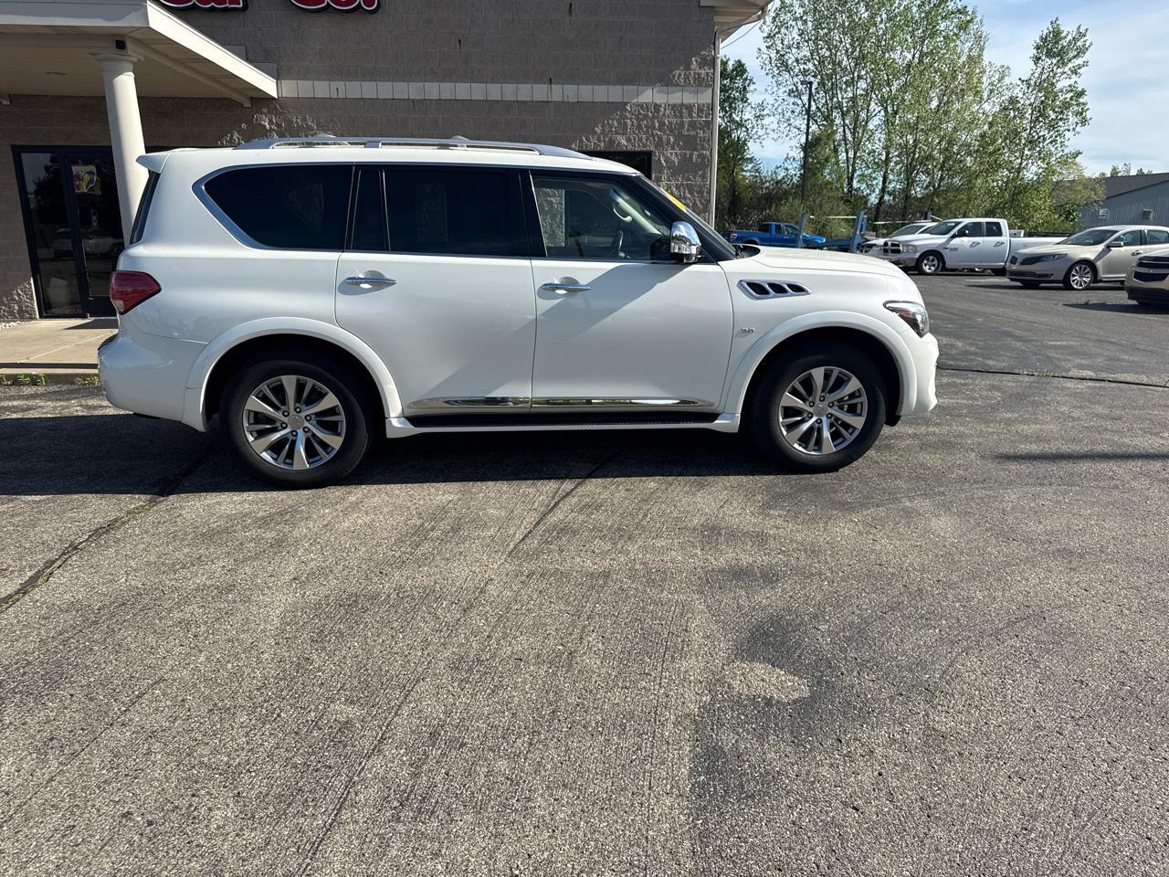 2016 Infiniti QX80 4WD 4dr