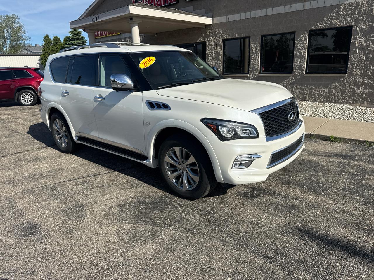 Infiniti QX80 4WD 4dr 2016