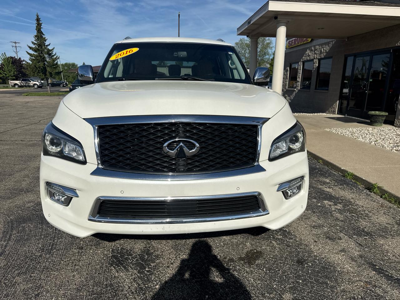 Infiniti QX80 4WD 4dr 2016