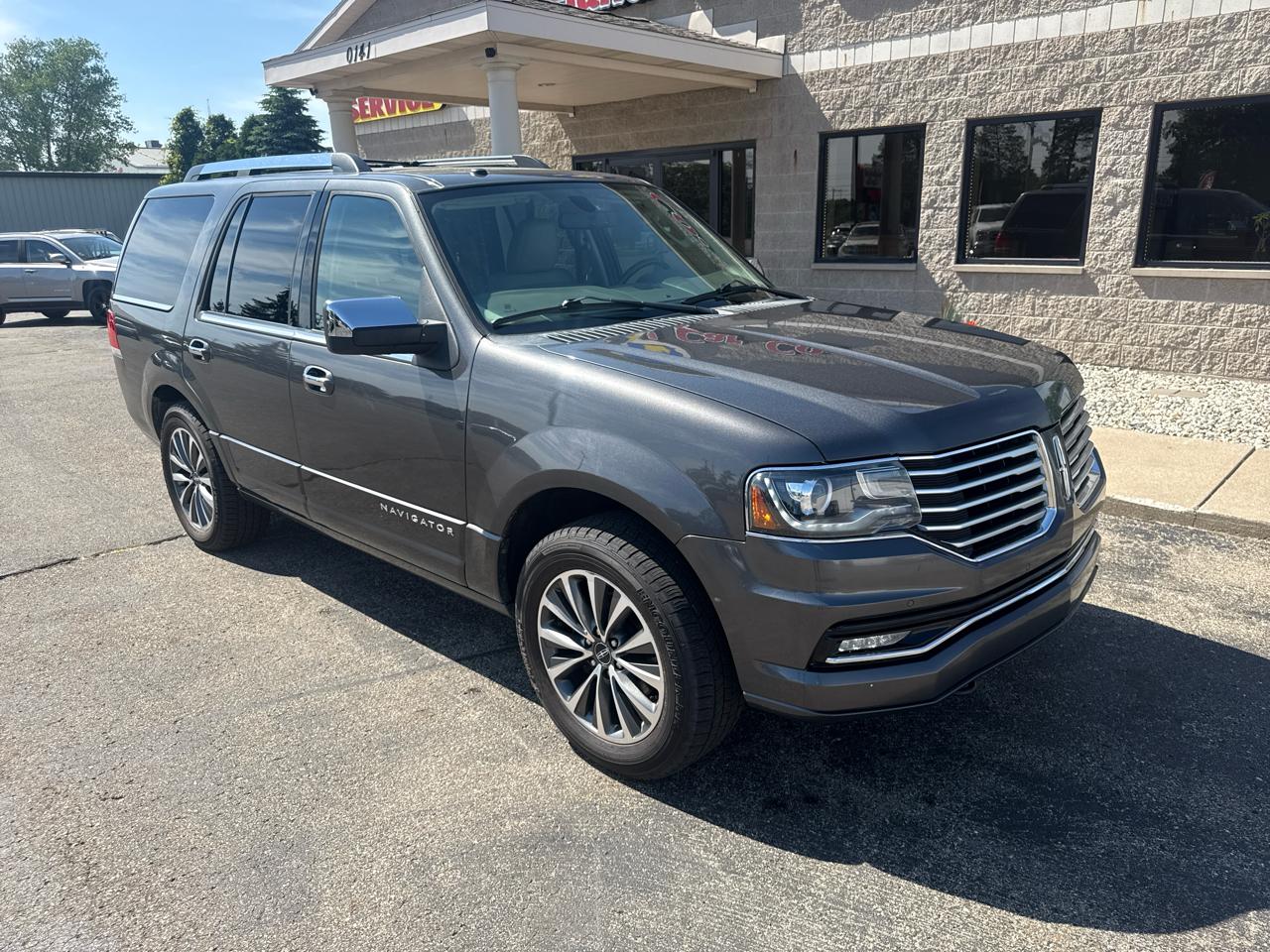 Lincoln Navigator 4WD 4dr 2015
