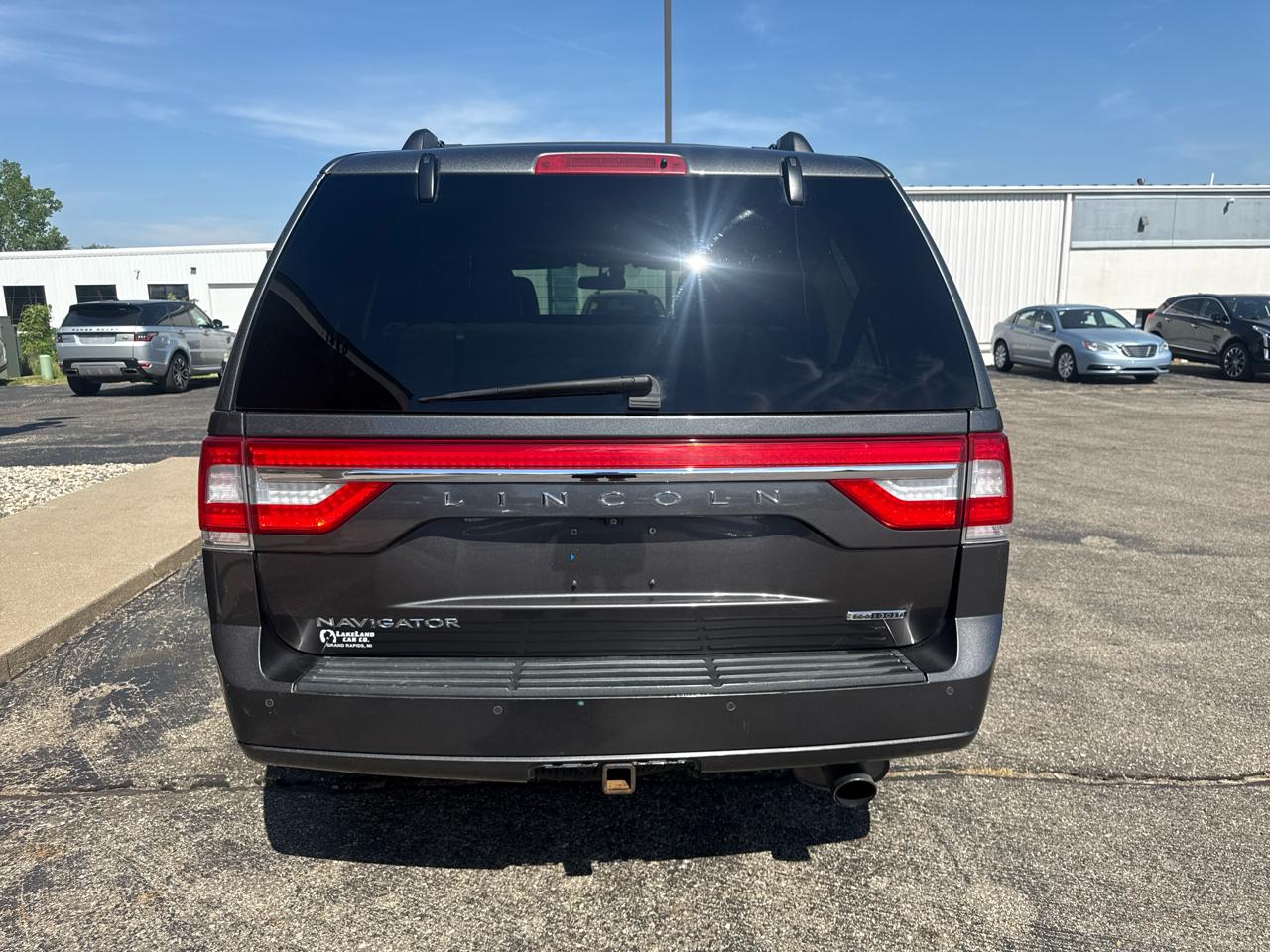 Lincoln Navigator 4WD 4dr 2015
