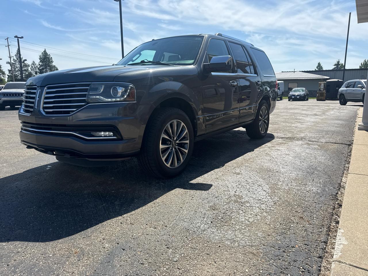 Lincoln Navigator 4WD 4dr 2015