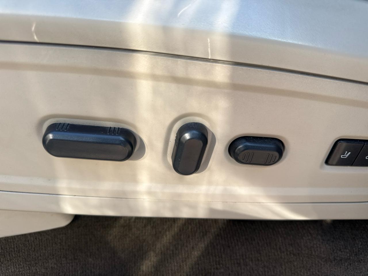Lincoln Navigator 4WD 4dr 2015