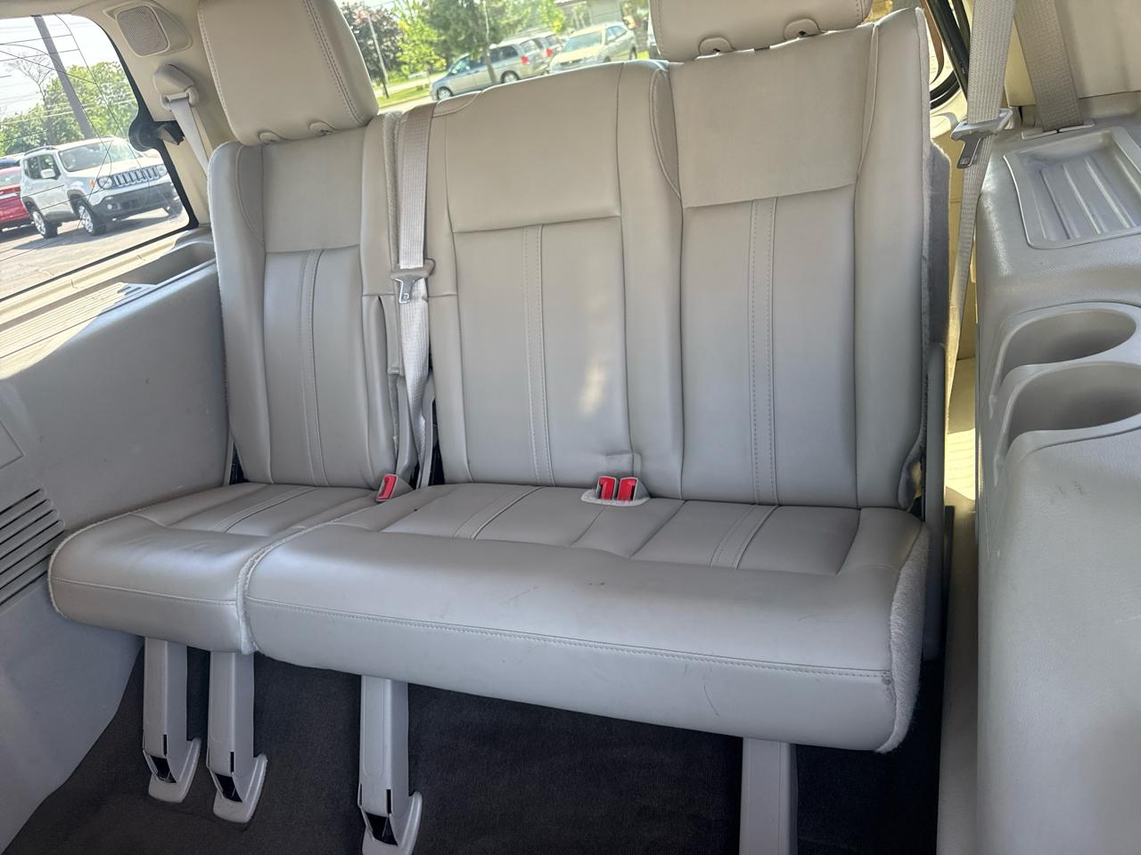 Lincoln Navigator 4WD 4dr 2015
