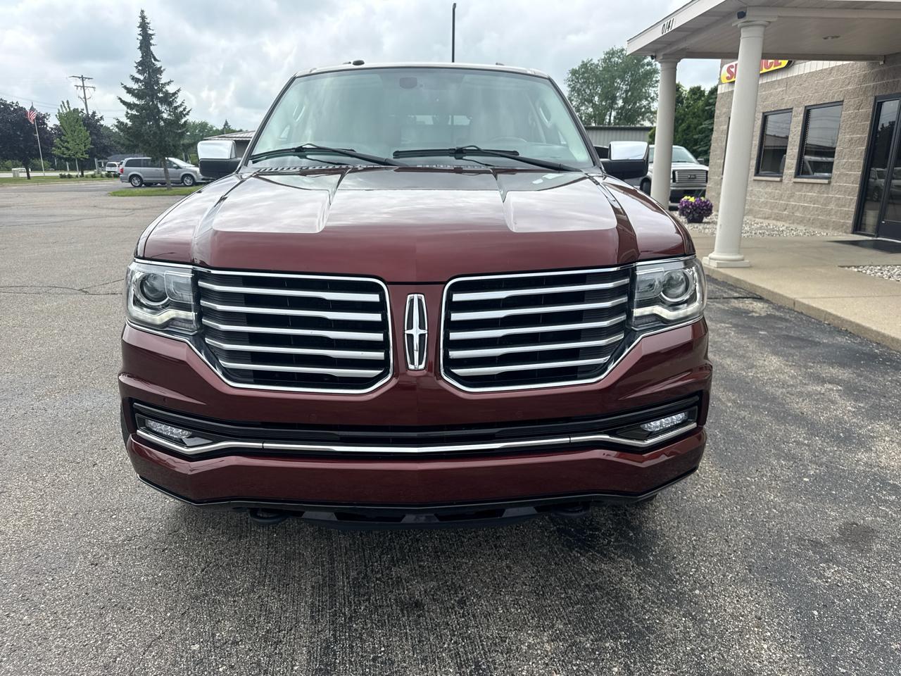 Lincoln Navigator L 4WD 4dr Reserve 2016