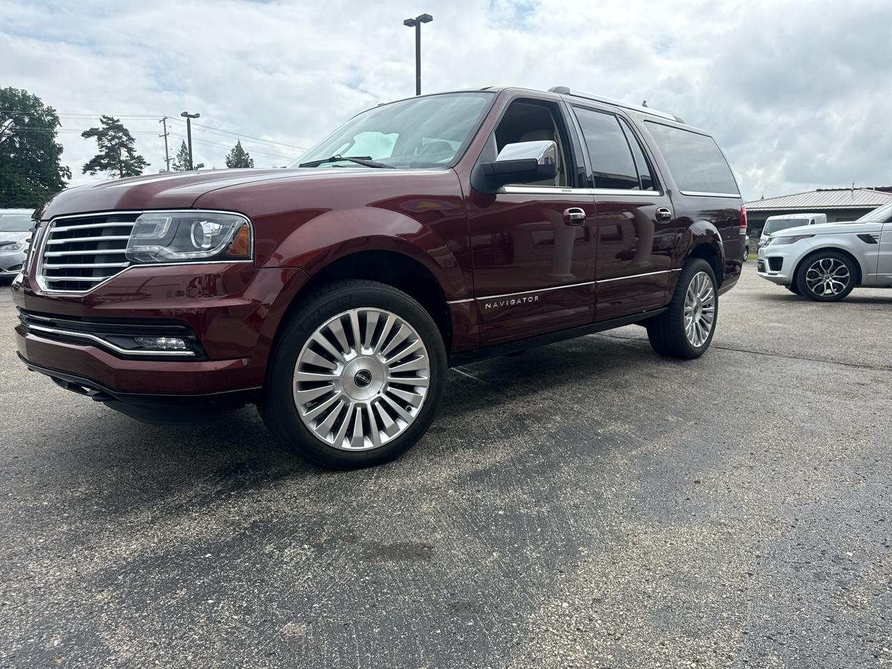 Lincoln Navigator L 4WD 4dr Reserve 2016