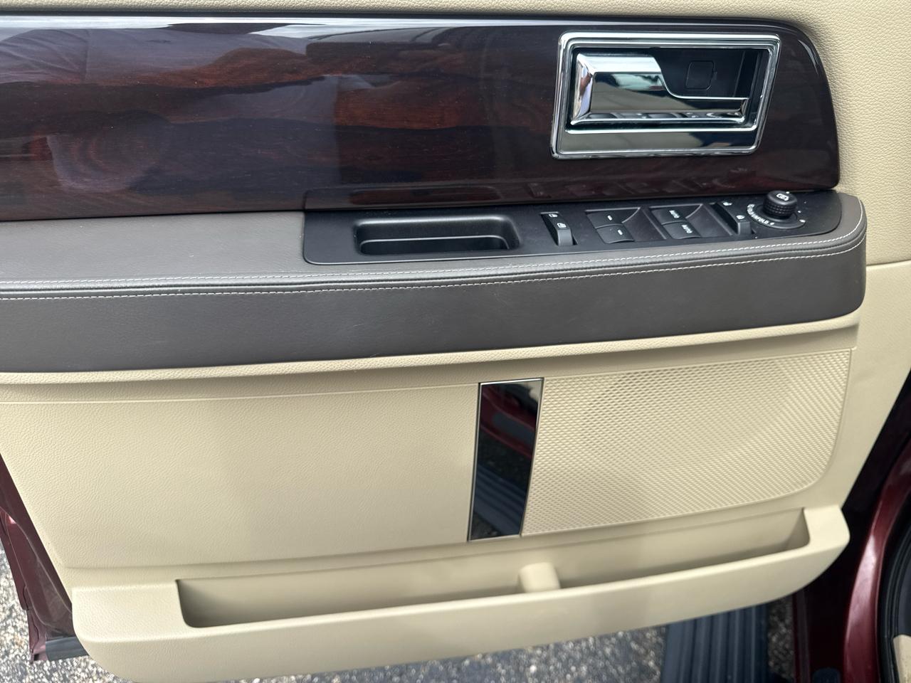 Lincoln Navigator L 4WD 4dr Reserve 2016