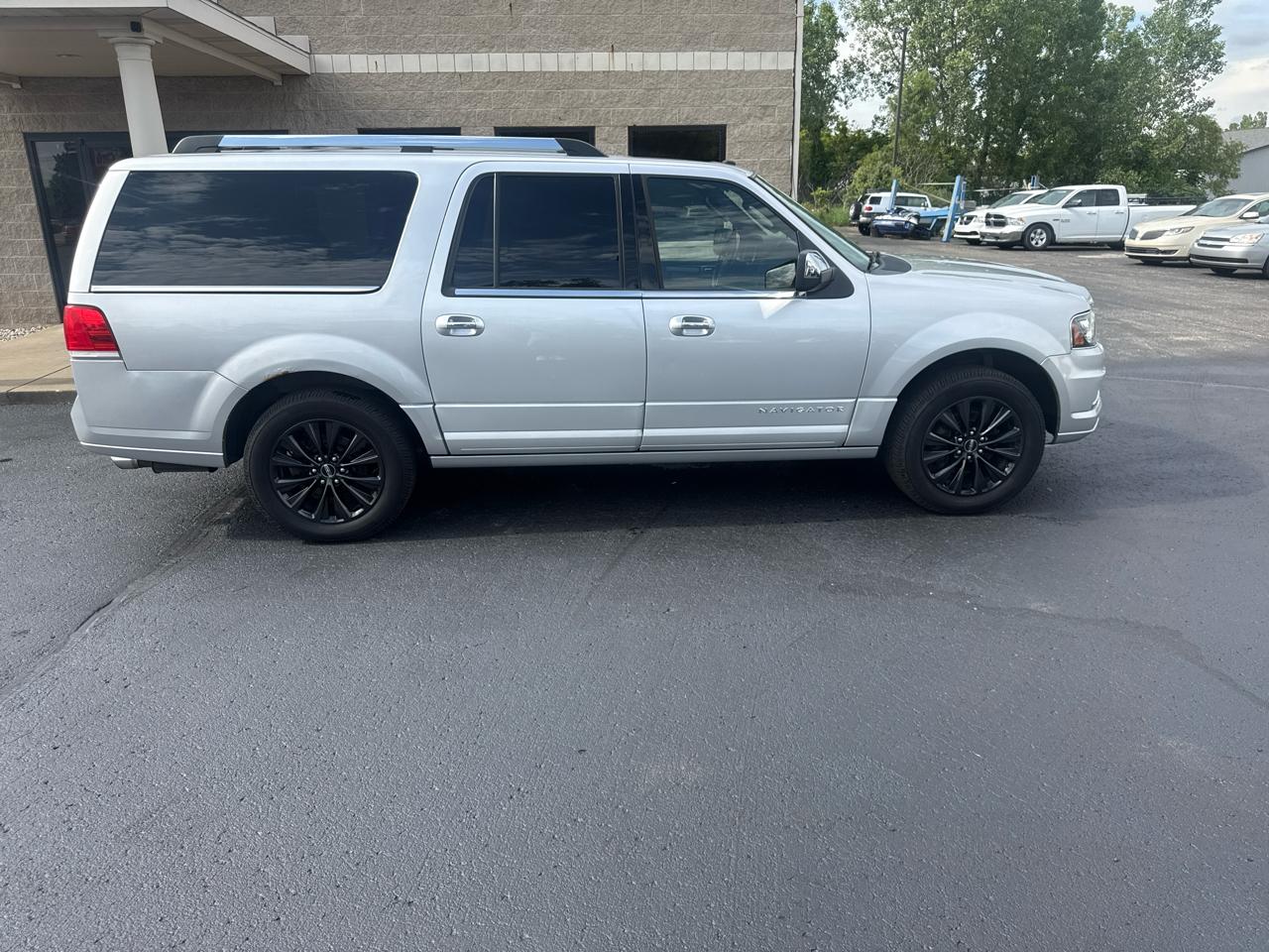 2017 Lincoln Navigator L 4x4 Select