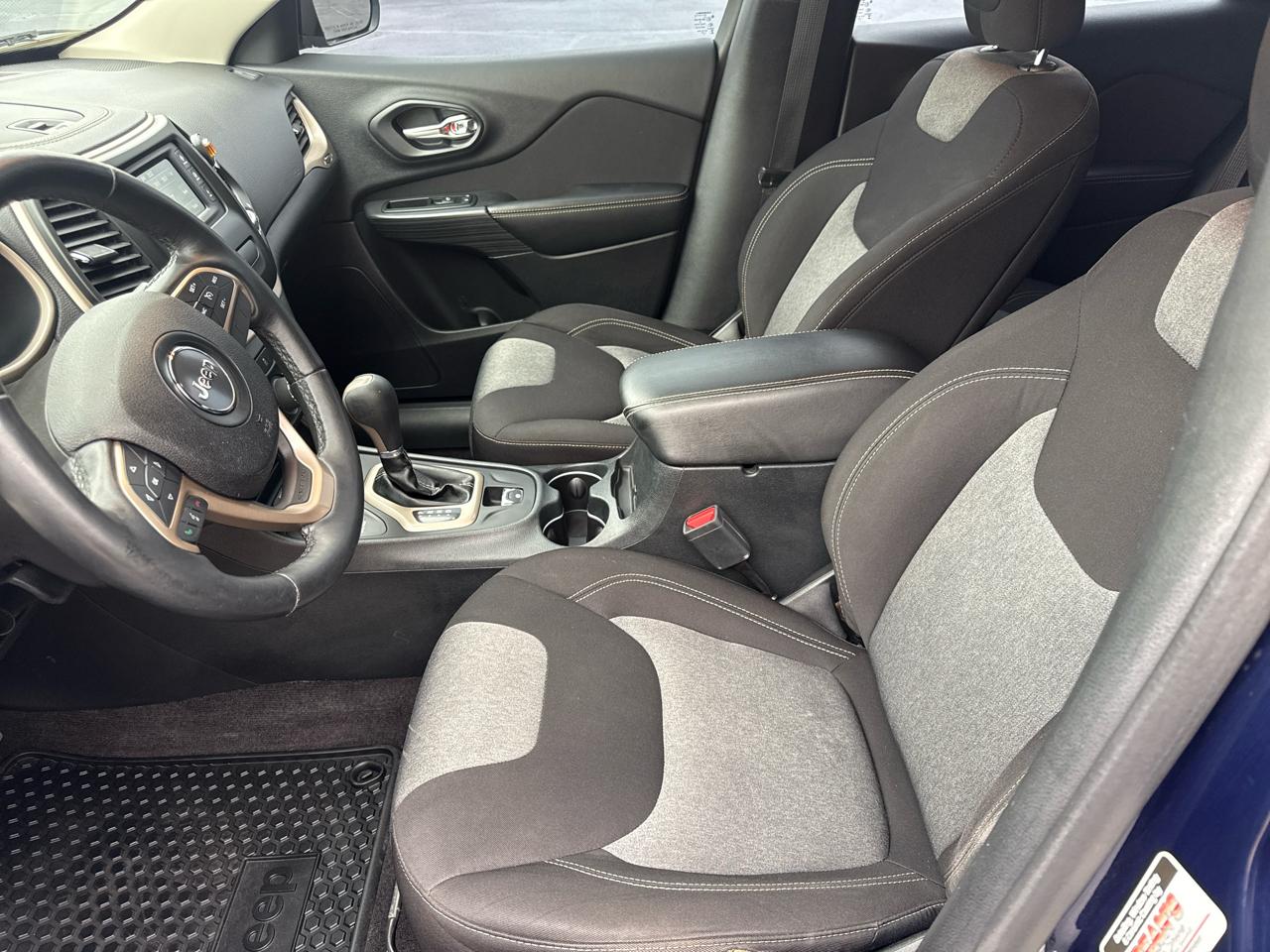 Jeep Cherokee 4WD 4dr Sport 2016