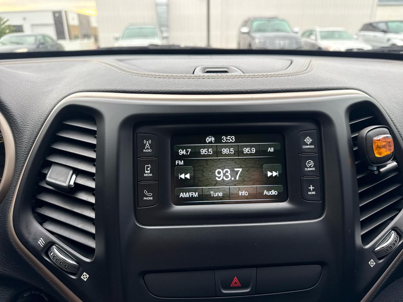 Jeep Cherokee 4WD 4dr Sport 2016