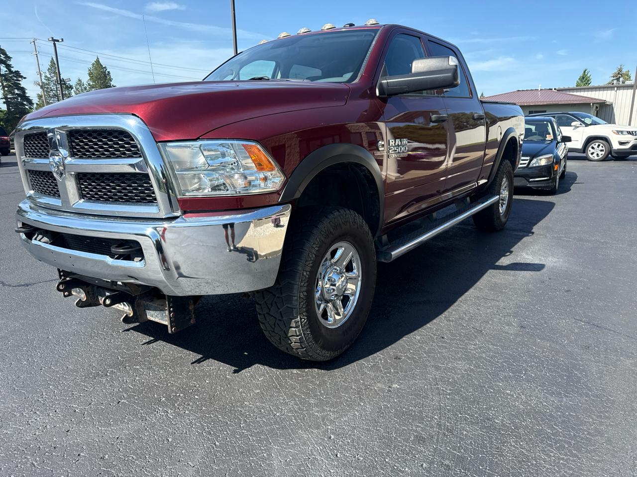 RAM 2500 Tradesman 4x4 Crew Cab 6'4" Box 2018
