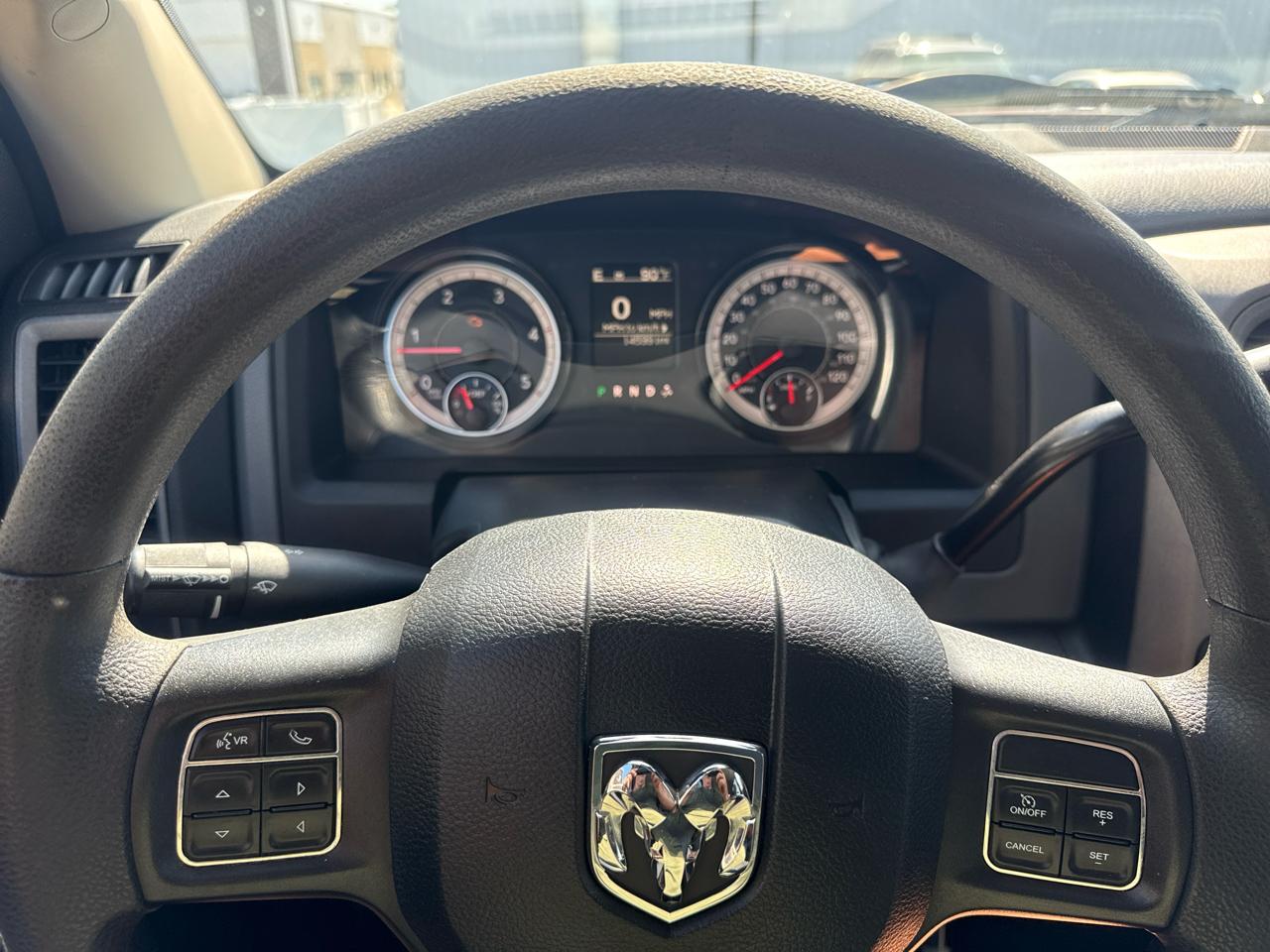RAM 2500 Tradesman 4x4 Crew Cab 6'4" Box 2018