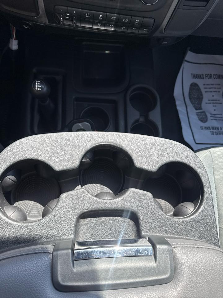 RAM 2500 Tradesman 4x4 Crew Cab 6'4" Box 2018