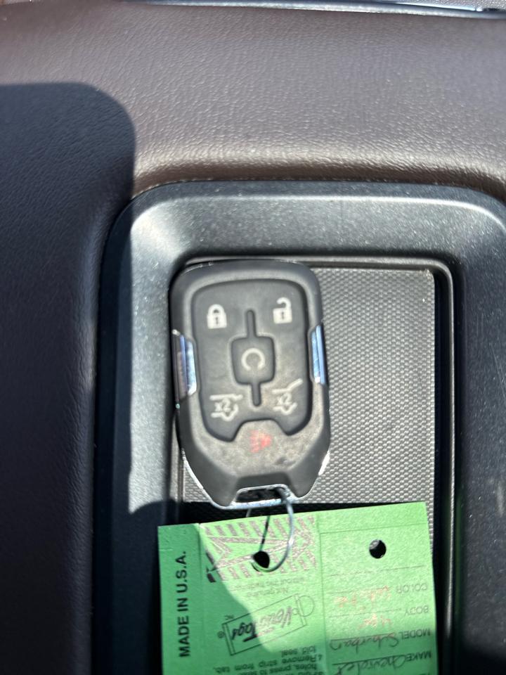 Chevrolet Suburban 4WD 4dr LT 2020